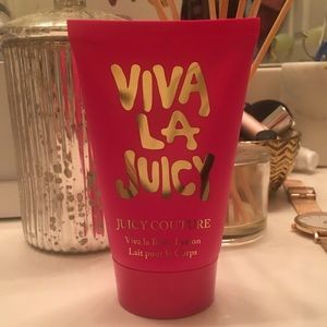 NWT Juicy Couture Viva La Juicy Lotion